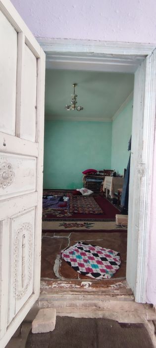 Барча кулайликларга эга ховли тез ва арзон сотилади.