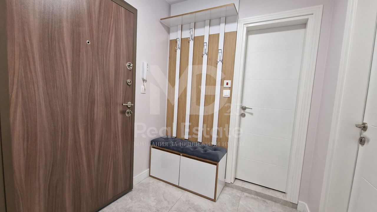 Продава се Двустаен апартамент в Пловдив, Остромила - 92 кв.м за 1495 €/кв.м - Снимка #11