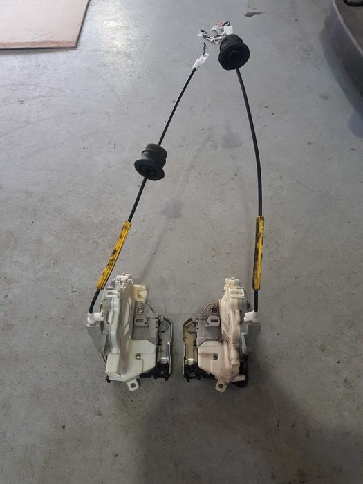 Broasca usa stanga dreapta fata Audi Q5