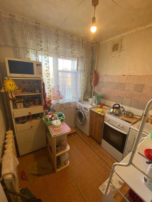Продажа 1-комн. малосемейки район КЖБИ