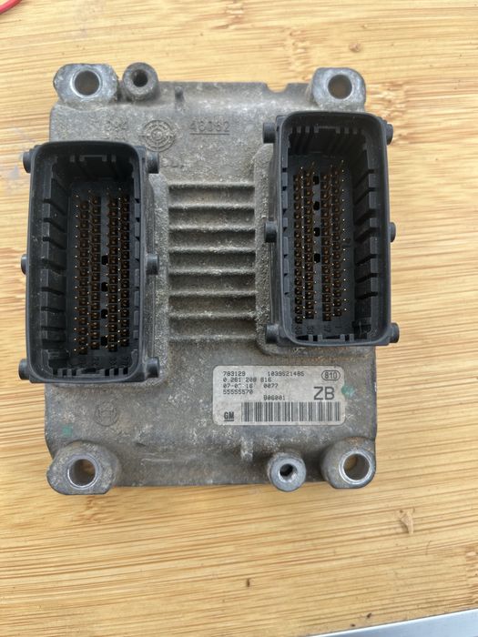 Компютър opel meriva opc