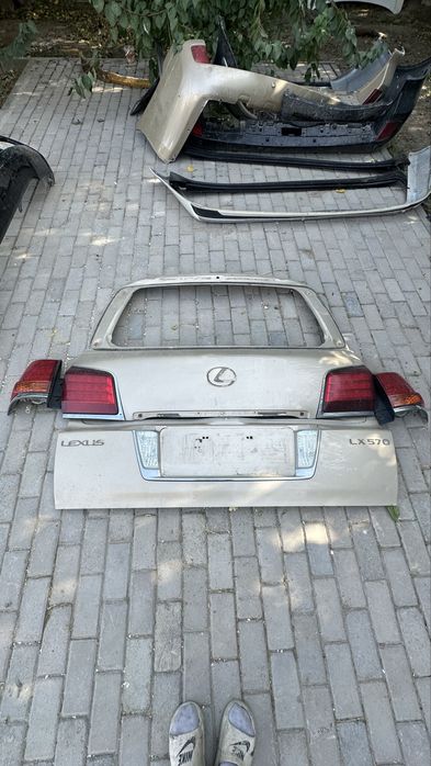 Задние крышки багажника на лексус lx 570