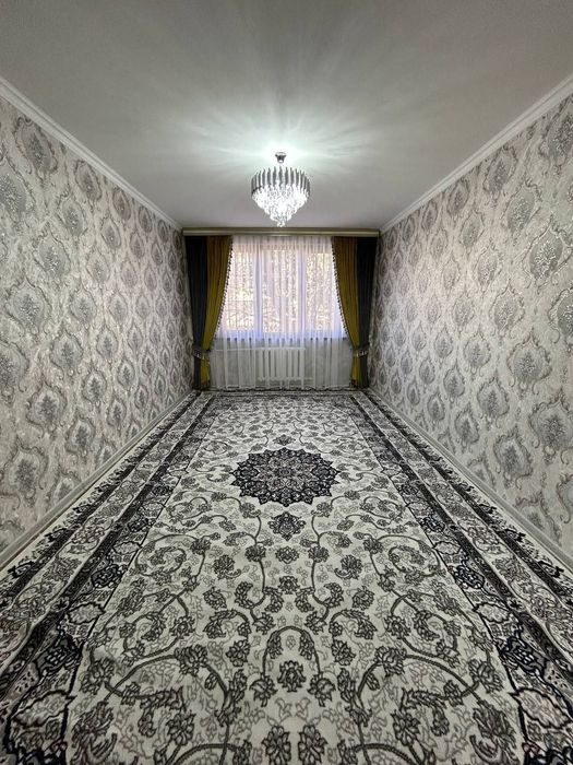 3 xonali kvartira sotiladi