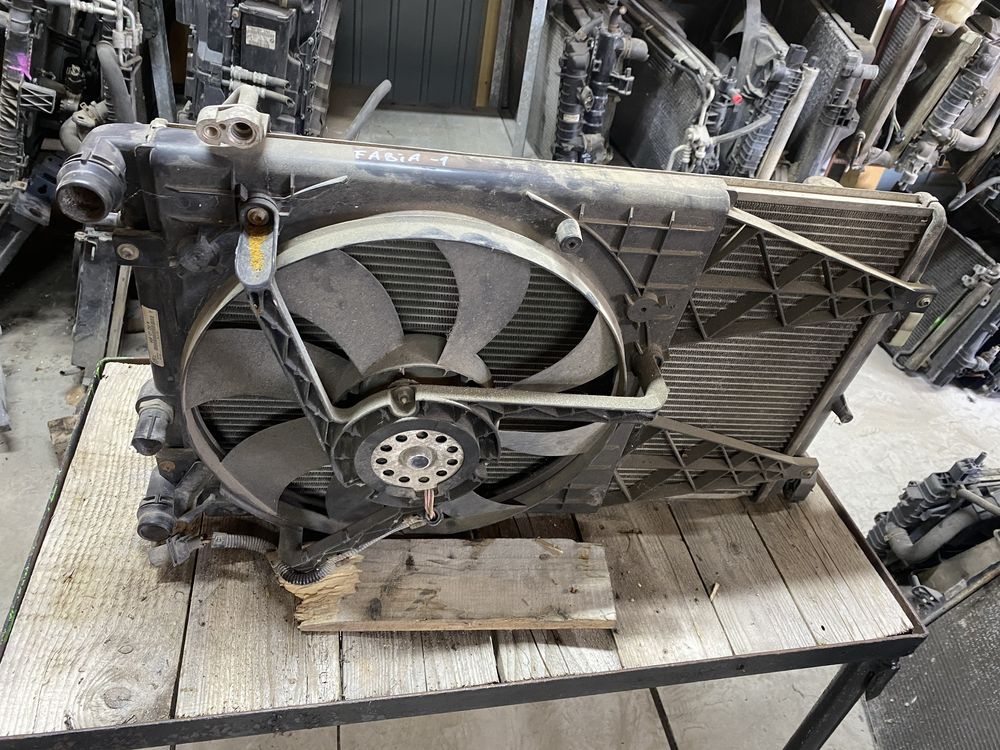 Set radiatoare radiator apa ac electroventilator Fabia 1 Polo 1.2 1.4
