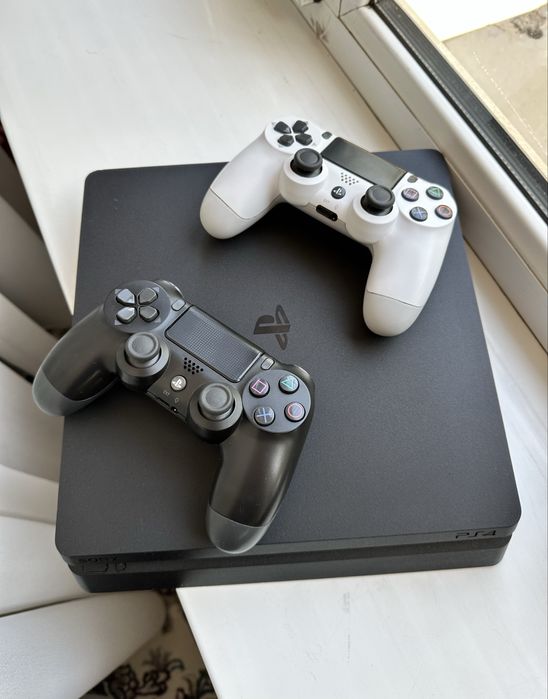 PlayStation 4 Slim 1TB 2 Джойстик
