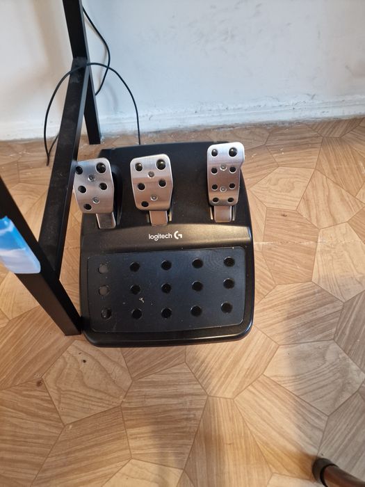 Logitech g29 car simulator