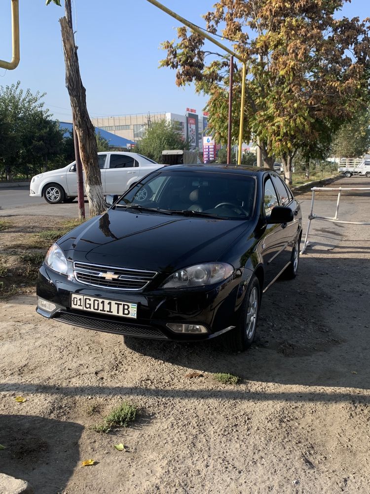 2019 qora jentra  mexanika xolati zor