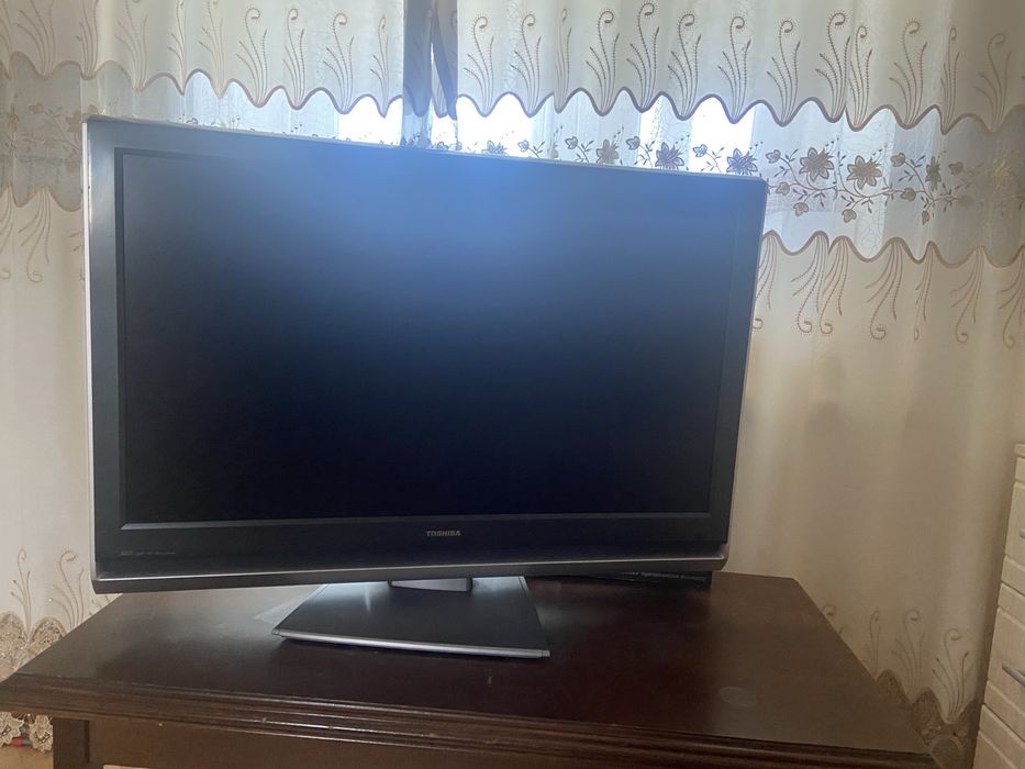 Продам телевизор