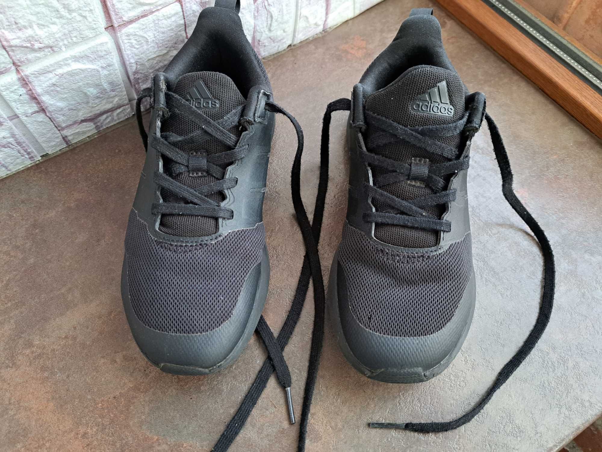 детски маратонки,кецове,спортни обувки,Adidas,номер33,5,адидас