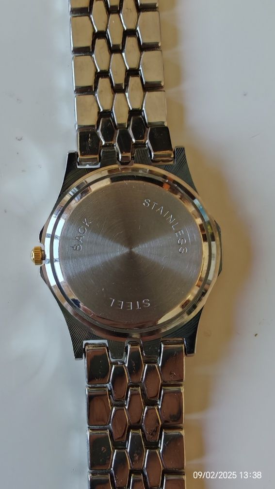 Watch MR - гривна
