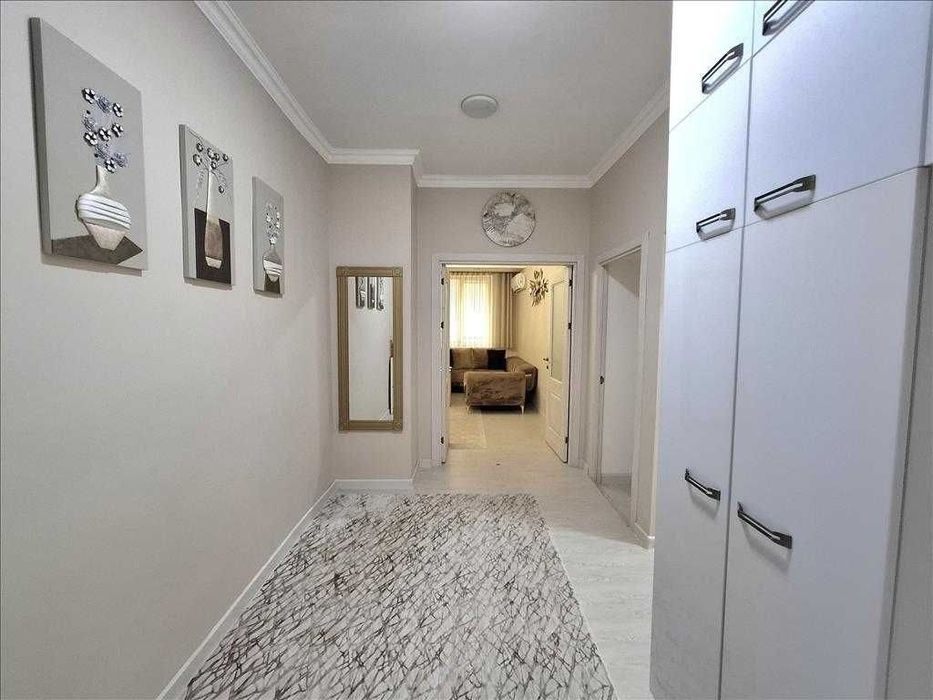 Yunusobod Turkiston metroga yaqin joyda kvartira bor