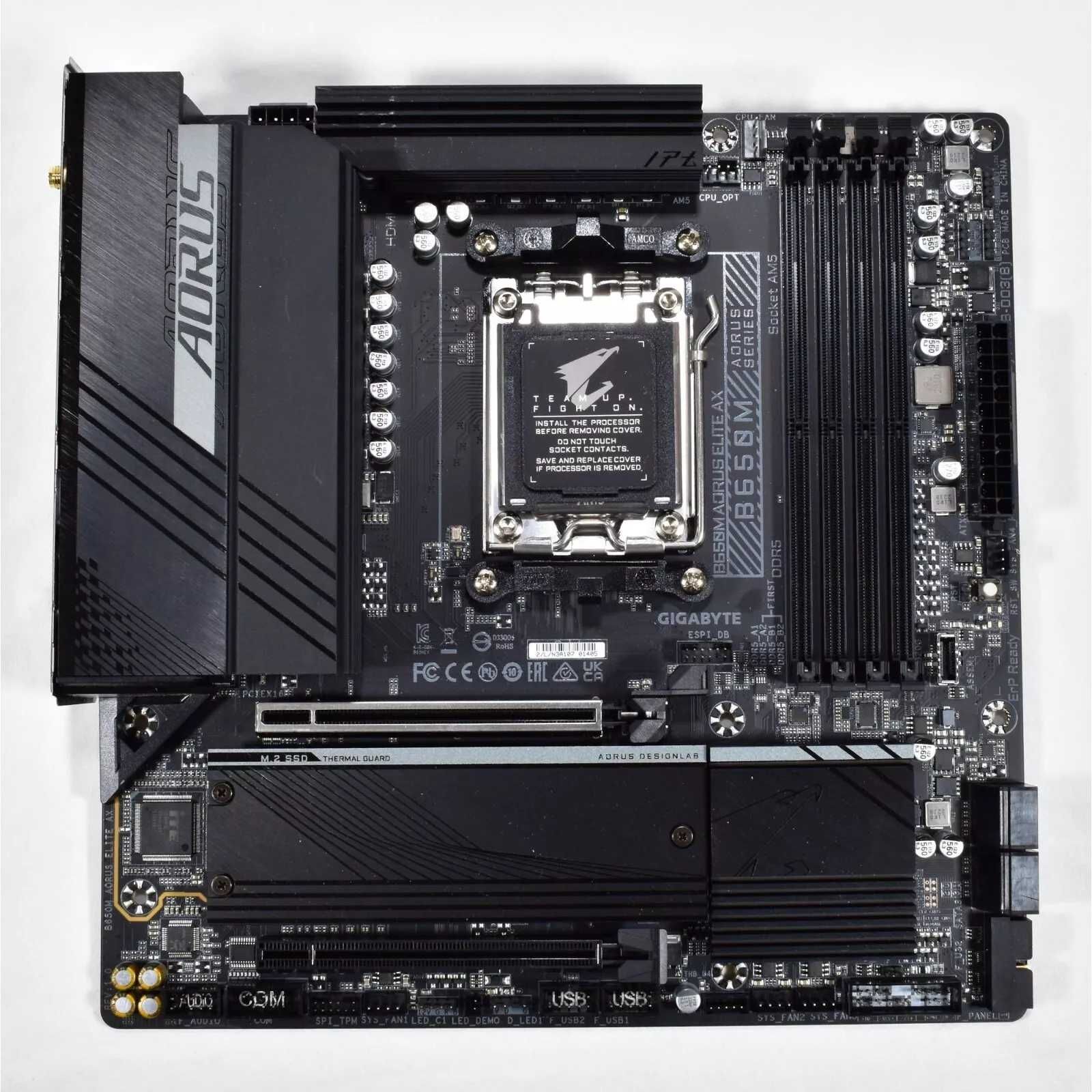 GIGABYTE B650M AORUS Elite AX + RYZEN 5 7600 6-Core 5.1GHz AM5