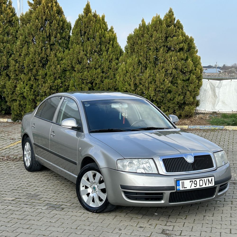 Vand Skoda Superb 1.9 tdi, 115cp, cumparata din Romania