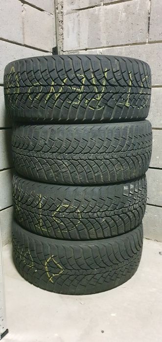 Vand set anvelope iarna  M+S dot18 225/40 R18 profil 5-6mm