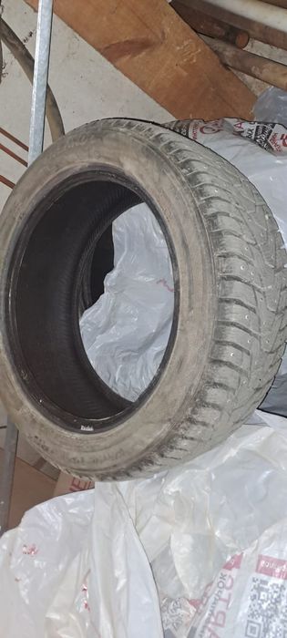 Продаю комплект зимних шин Hankook 225/50 R17