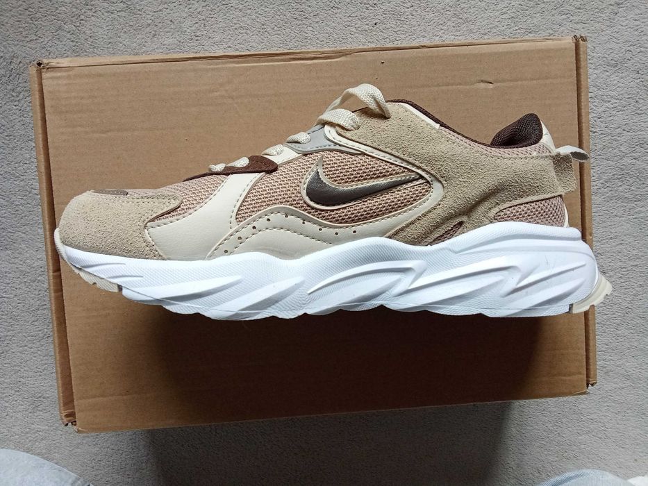 Дамски маратонки NIKE 39-40 номер