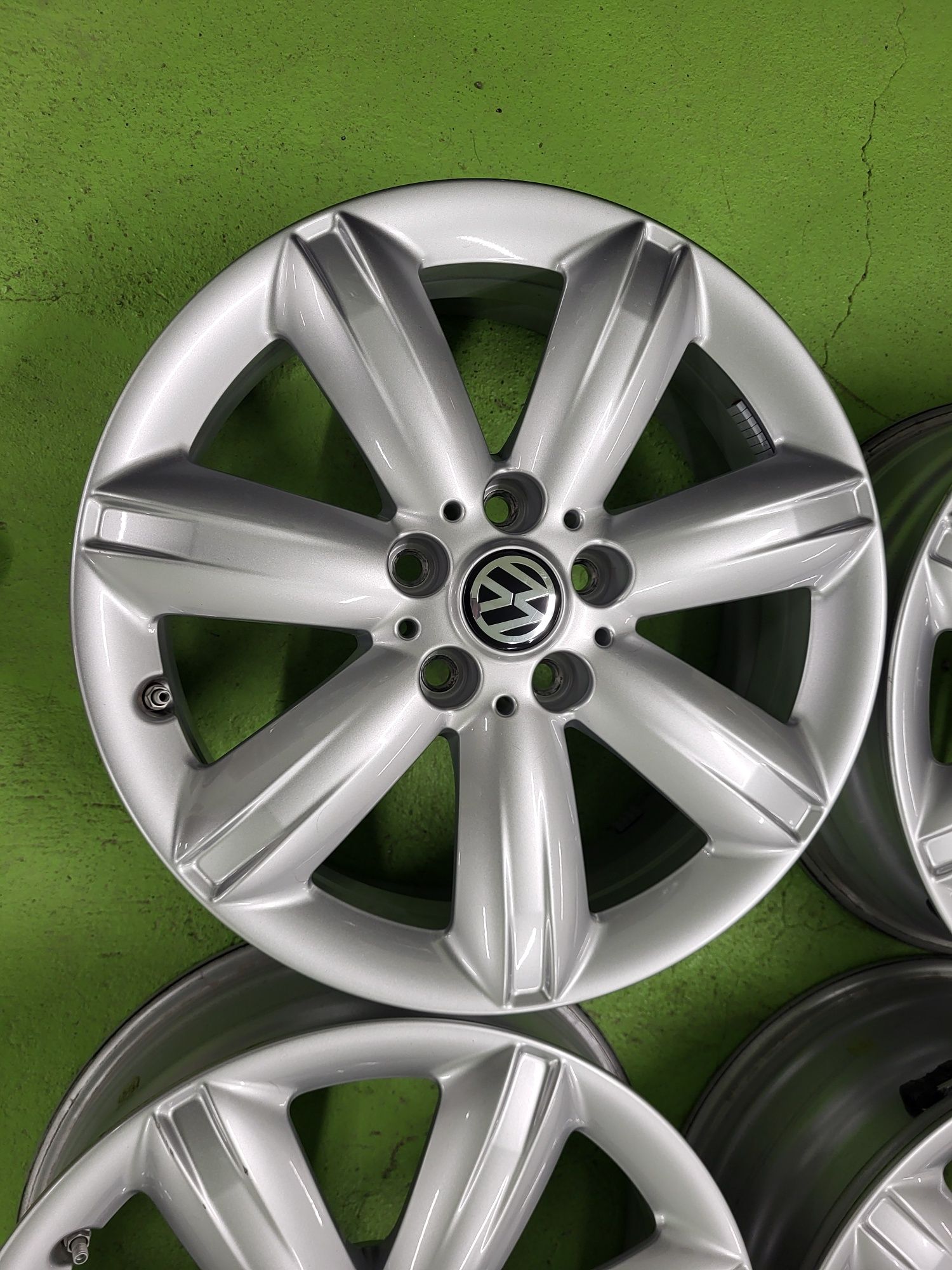 17 5x112 Vw Passat Touran Caddy Golf 5х112