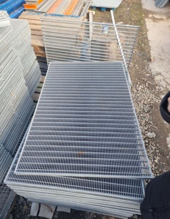 Grătare zincate super oferta