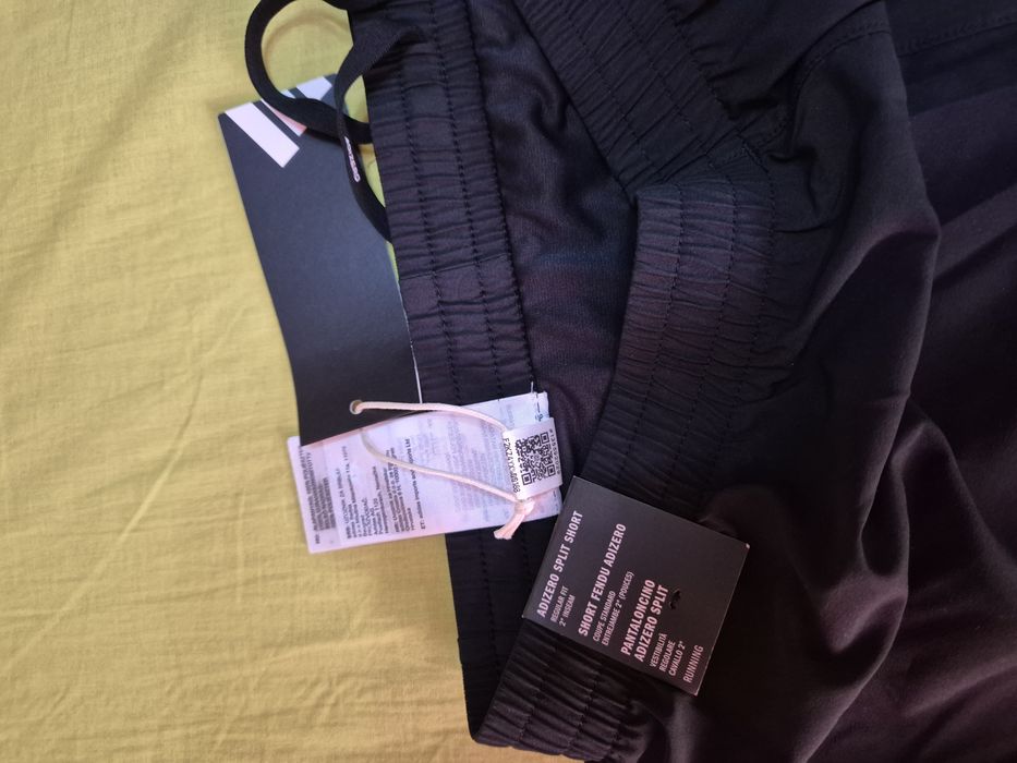 Short Adidas Adizero mărimea M