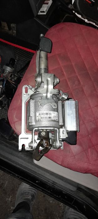 Продам ЭУР (электроусилитель руля) на Lada Priora