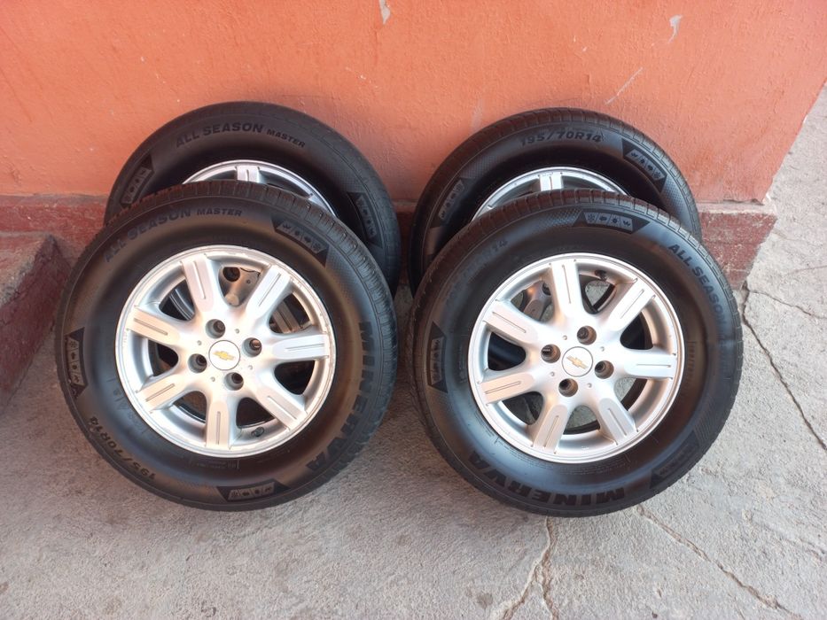 Спарк диска + зимный балон сотилади