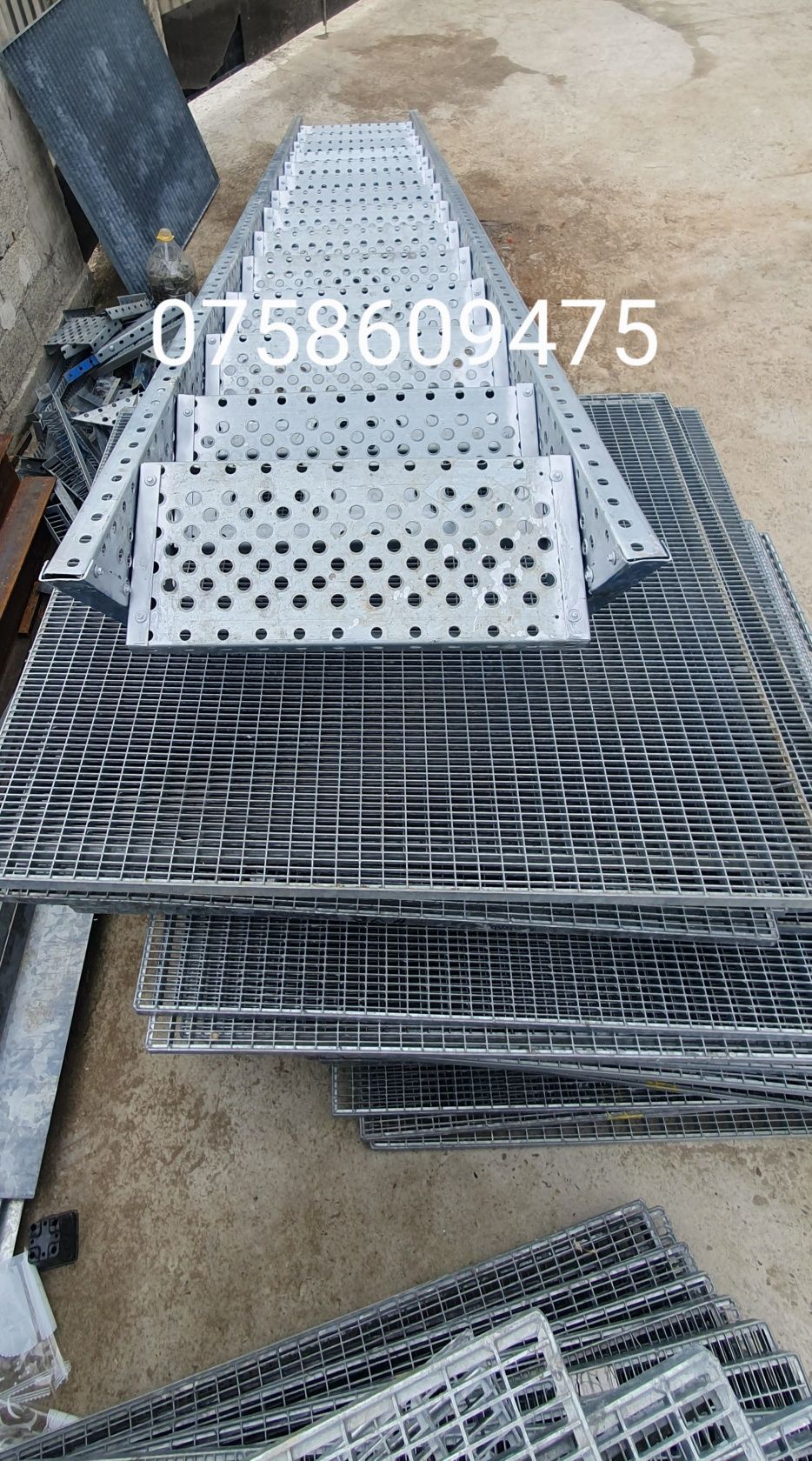 Scari zincate 72x27cm 12trp