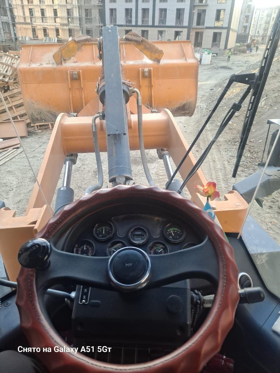 Срочно! Колесный погрузчик Lonking  LG833N(B)