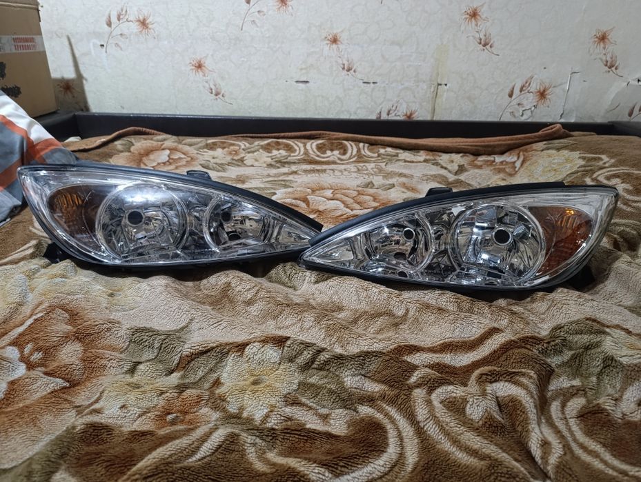 Фары на Тойота Камри 30 араб