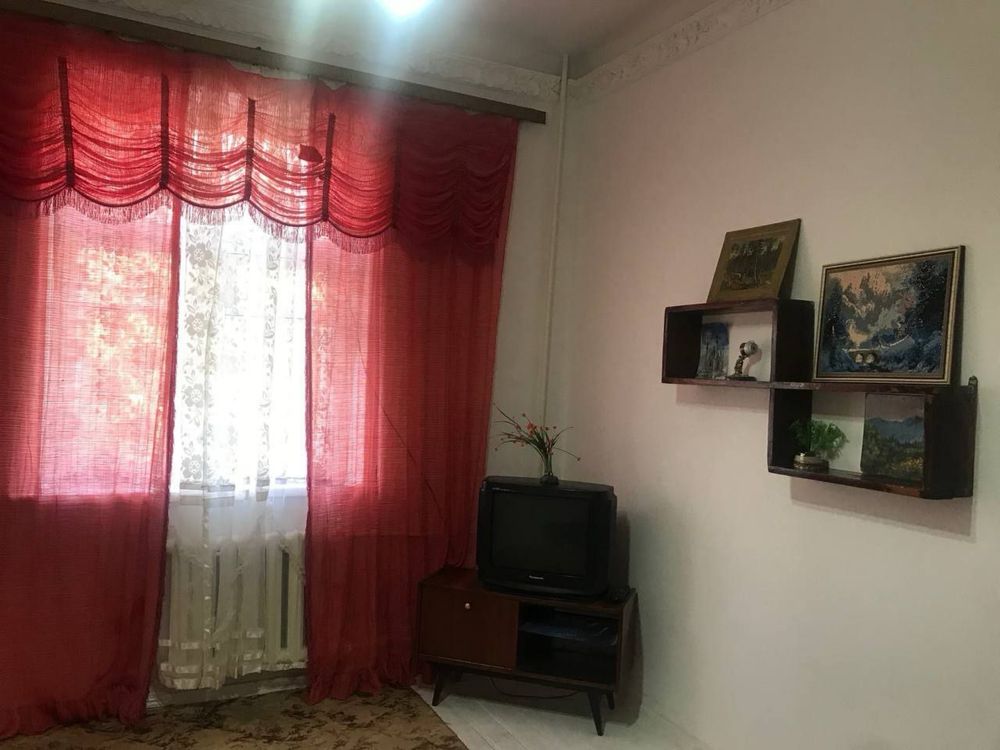 Сдается 1 ком. Паркентский. Шампанский завод. Санузел через коридор