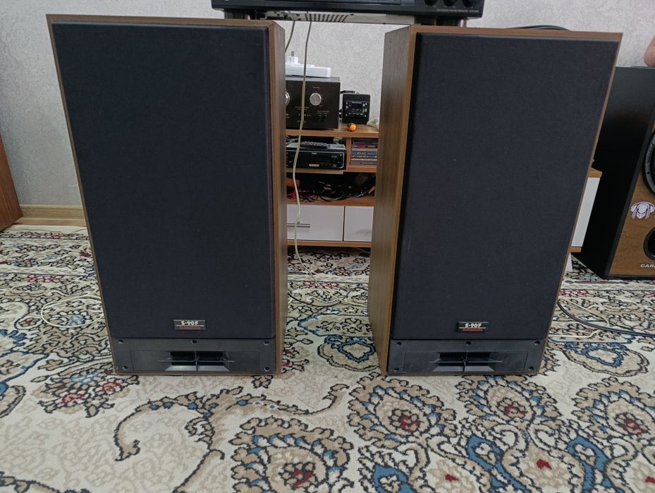 Колонки с 90 ф усилитель Sony str d315