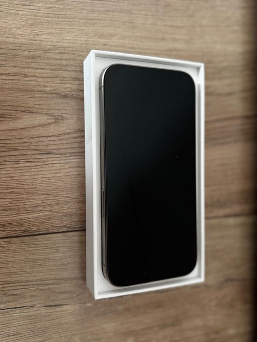 Iphone 15 PRO Titanium