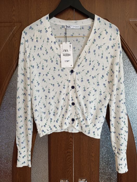 Cardigan cu flori Zara M