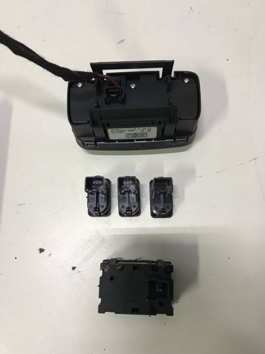 Bloc lumini consola butoane geam incalzire scaune Ford Mondeo MK4 2012