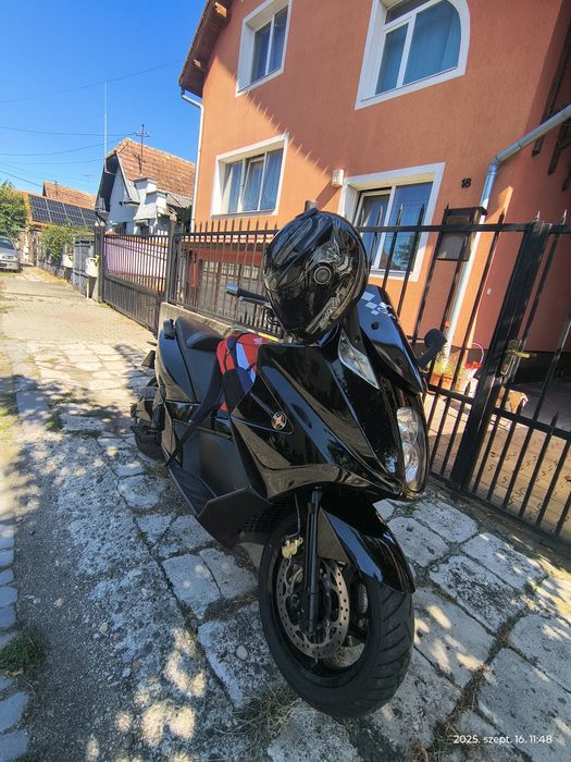 Piaggio Gilera gp800