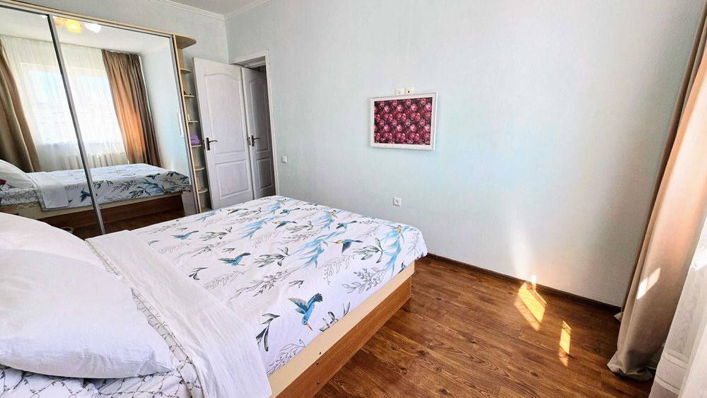 Евро квартира на Бобура 2/7/9 общ пл 60м  с обстановкой