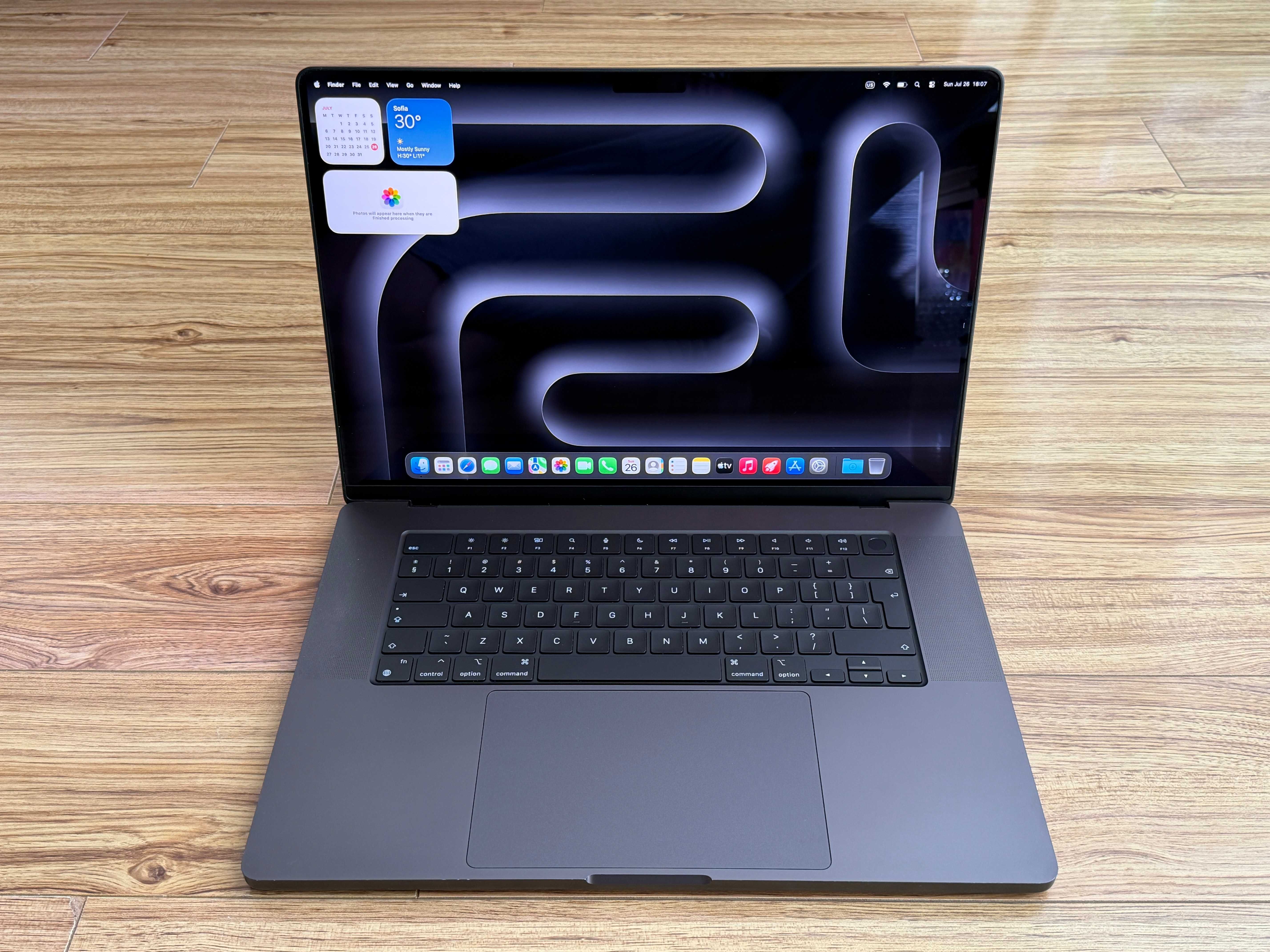 MacBook Pro 16`M4 Pro/14 CPU/20 GPU/24GB RAM/512GB SSD/1 Година Гаранция/Батерия 100% — миниатюра 2