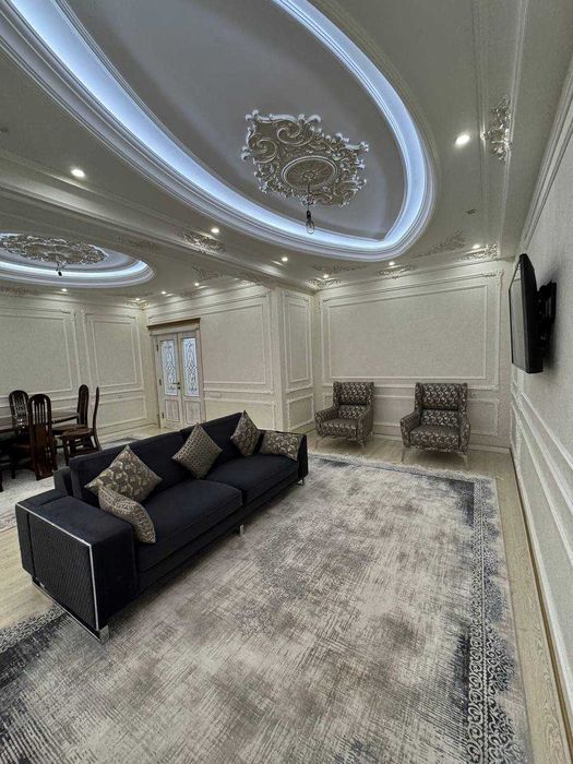 Просторная 4-комнатная квартира с ремонтом