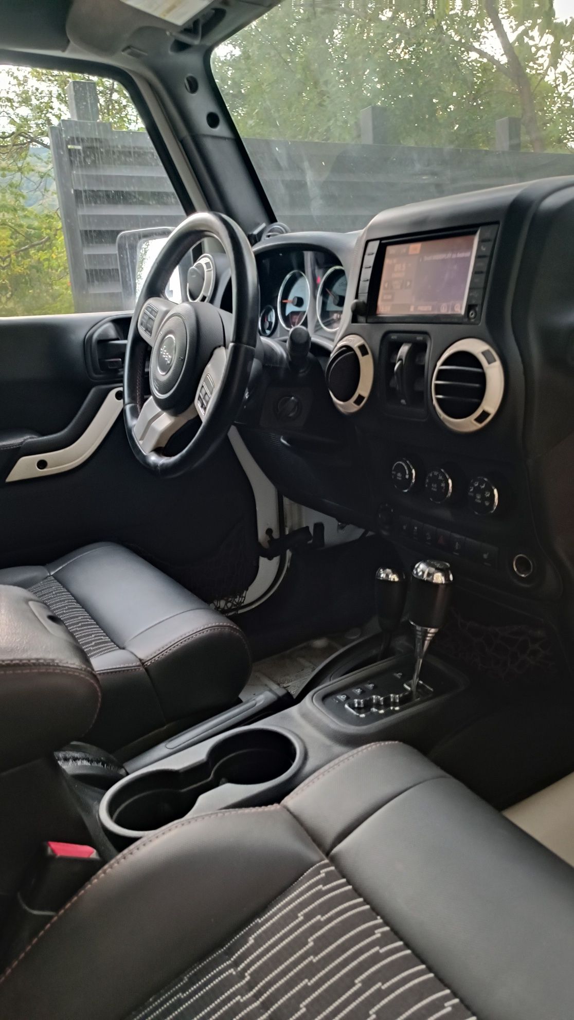 Jeep Wrangler JK 2.8d Arctic Edition на части!