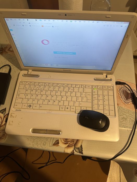 Leptop Thosiba folosit