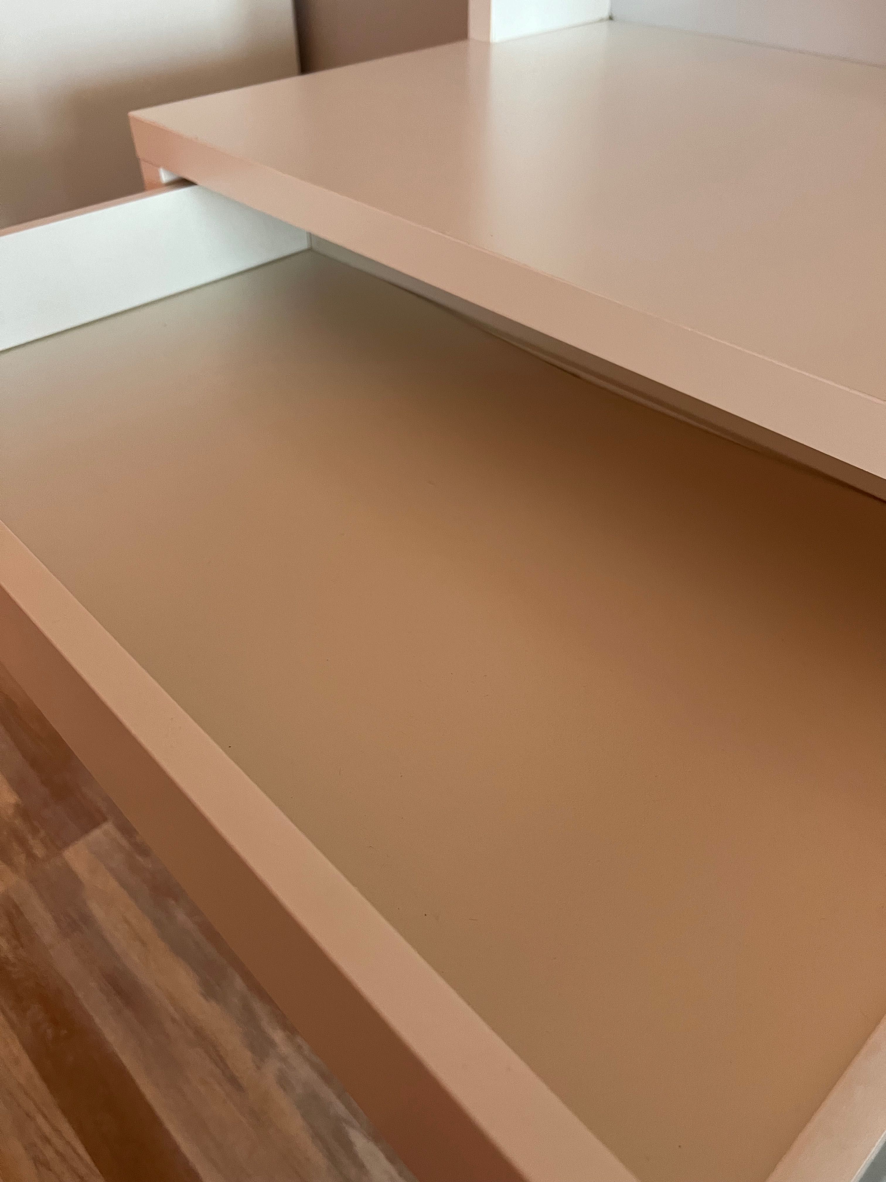 детско бюро от IKEA