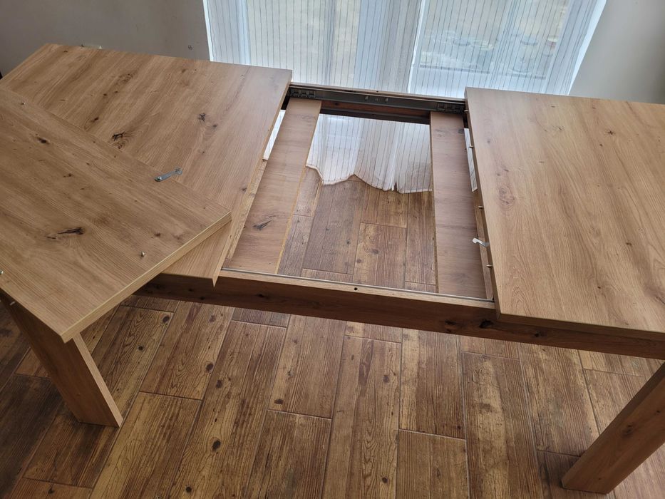 Трапезна разтегателна маса