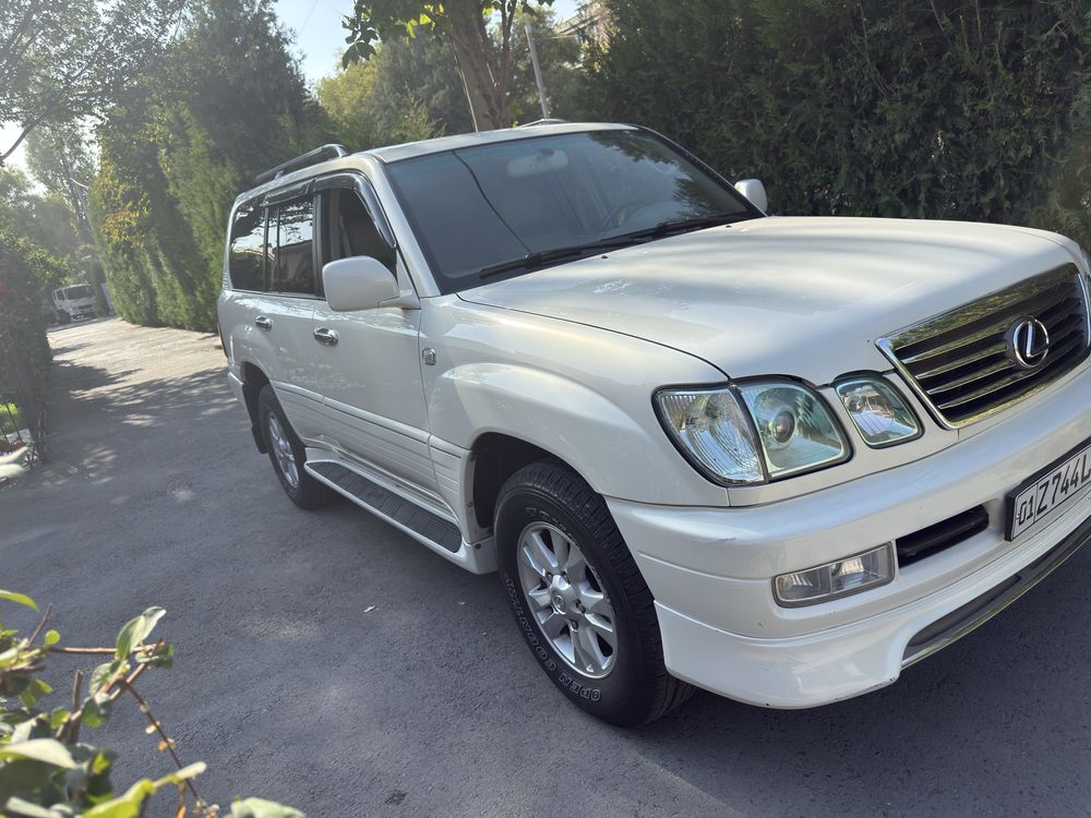 Продается Toyota Land Cruiser 100 переделен на Lexus 470LX цвет Жемчуг