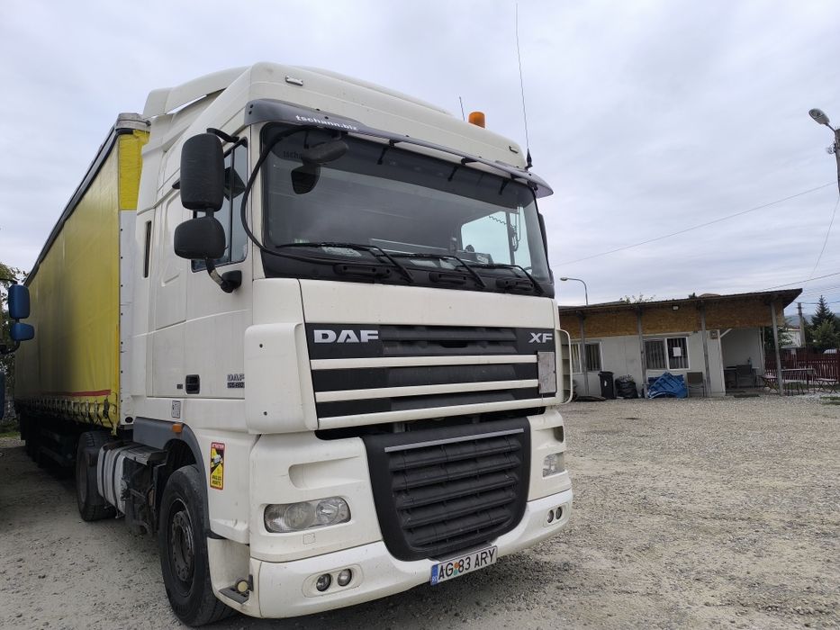 Ansamblu DAF XF 105 cutie automata an fabricație 2012 semiremorca Schm