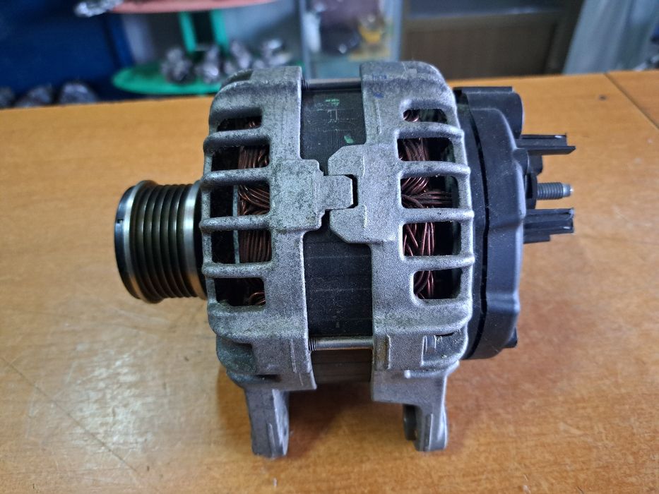 Alternator Renault Talisman Megane Kadjar Qashqai 1.5 Dci