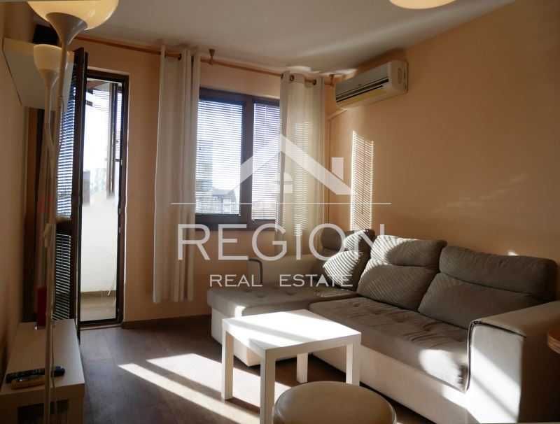 Дава се под наем Двустаен апартамент в Варна, Лятно кино Тракия - 67 кв.м за 357 € - Снимка #1