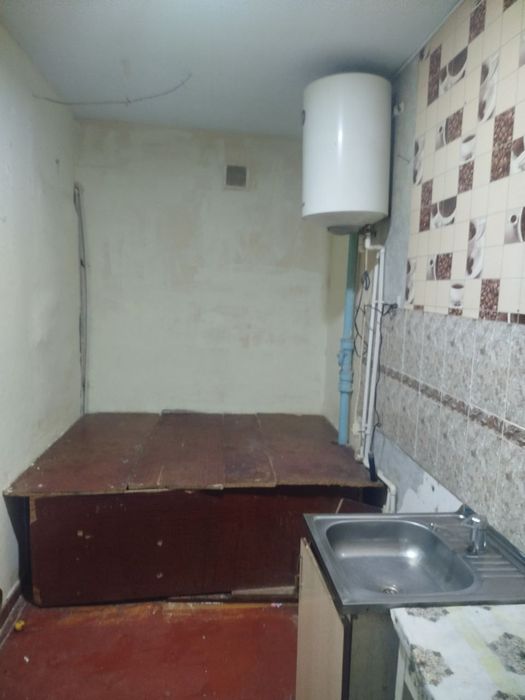 Продаётся 2-х комнатная квартира в Чирчике