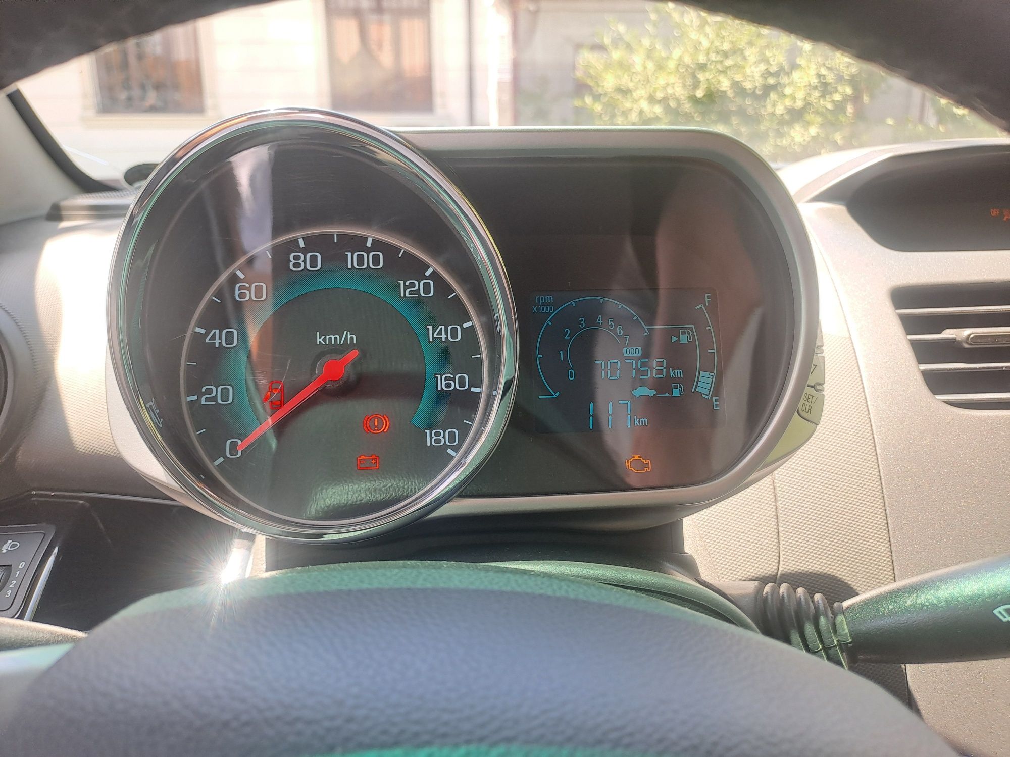 Продам chevrolet spark 2019 механика
