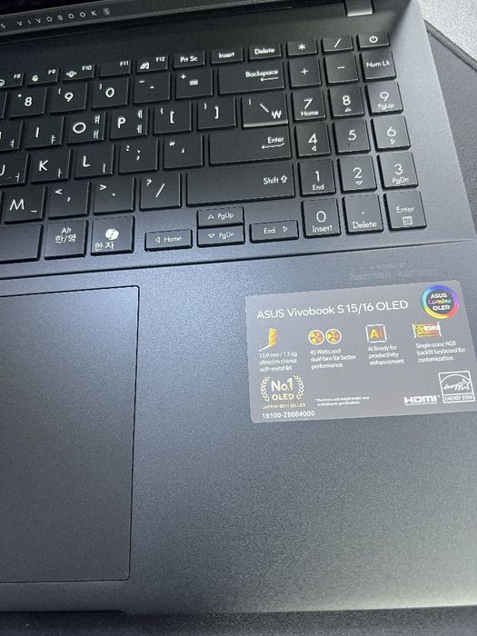 Asus Vivobook S16 OLED