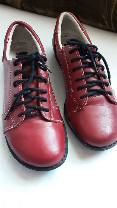 Pantofi roșii piele naturală mărimea 37 noi
