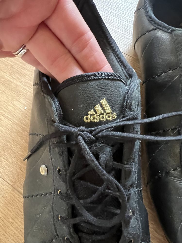 Adidasi piele adidas mărime 39